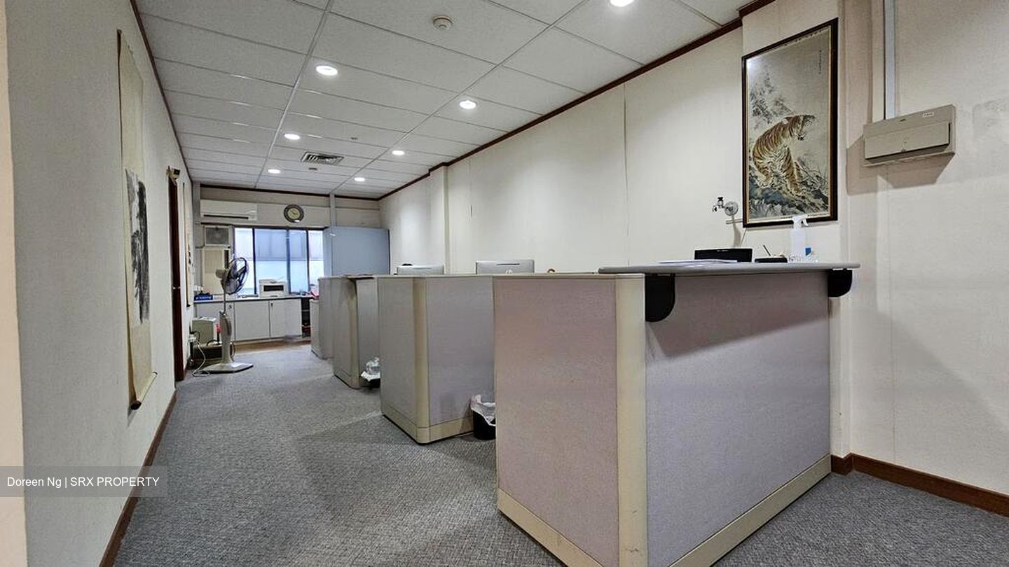 United House (D9), Office #472132631